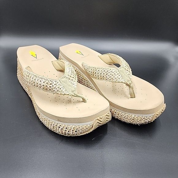 Volatile Bahama Tan Woven Thong Wedge Sandals Women's Size 10 Flip Flop Wedge - Picture 1 of 12